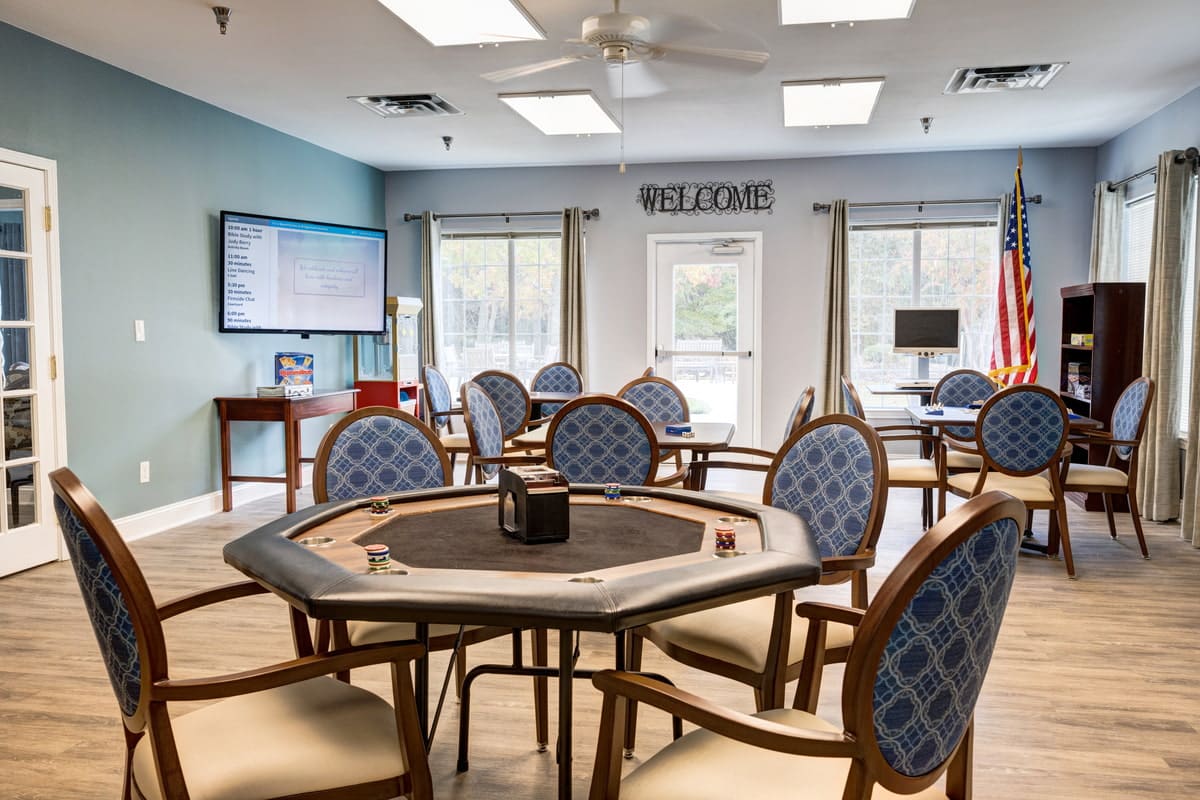 Senior Living Bridgewood Gardens Dining Area