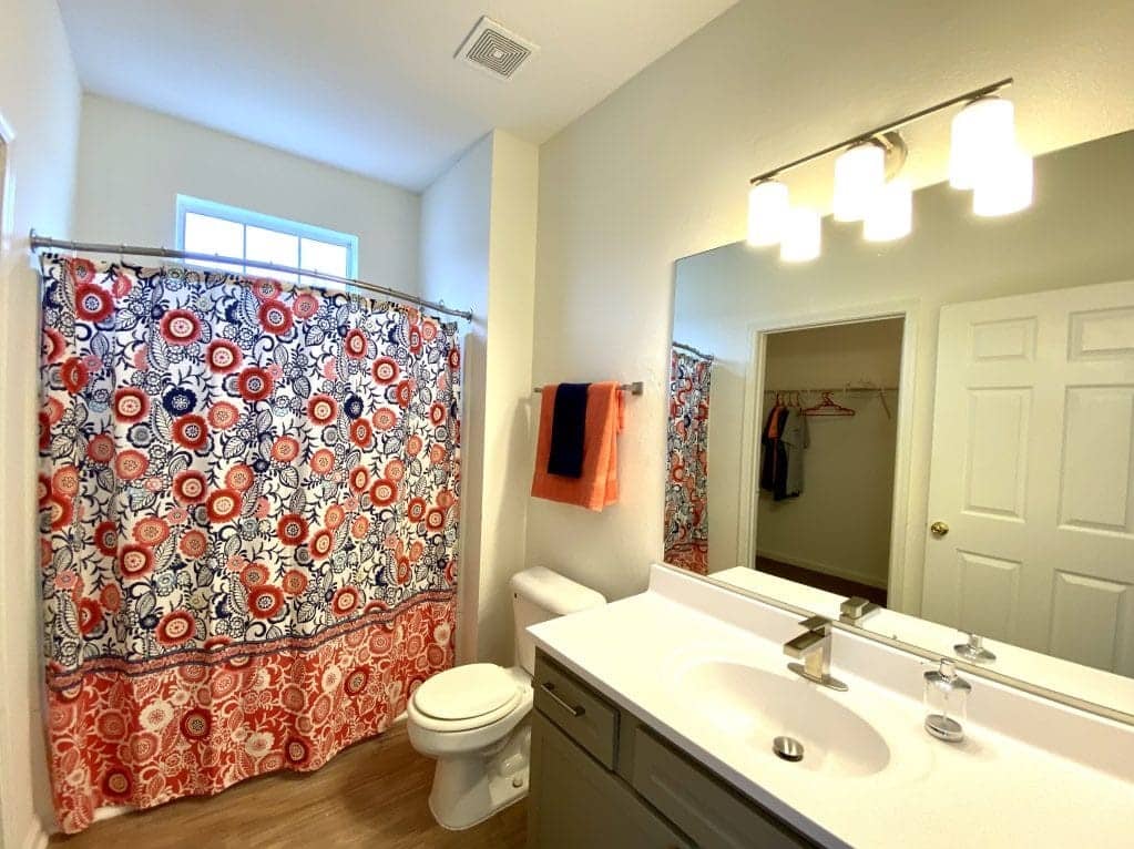 Clemson Edge & Village Unit Bathroom