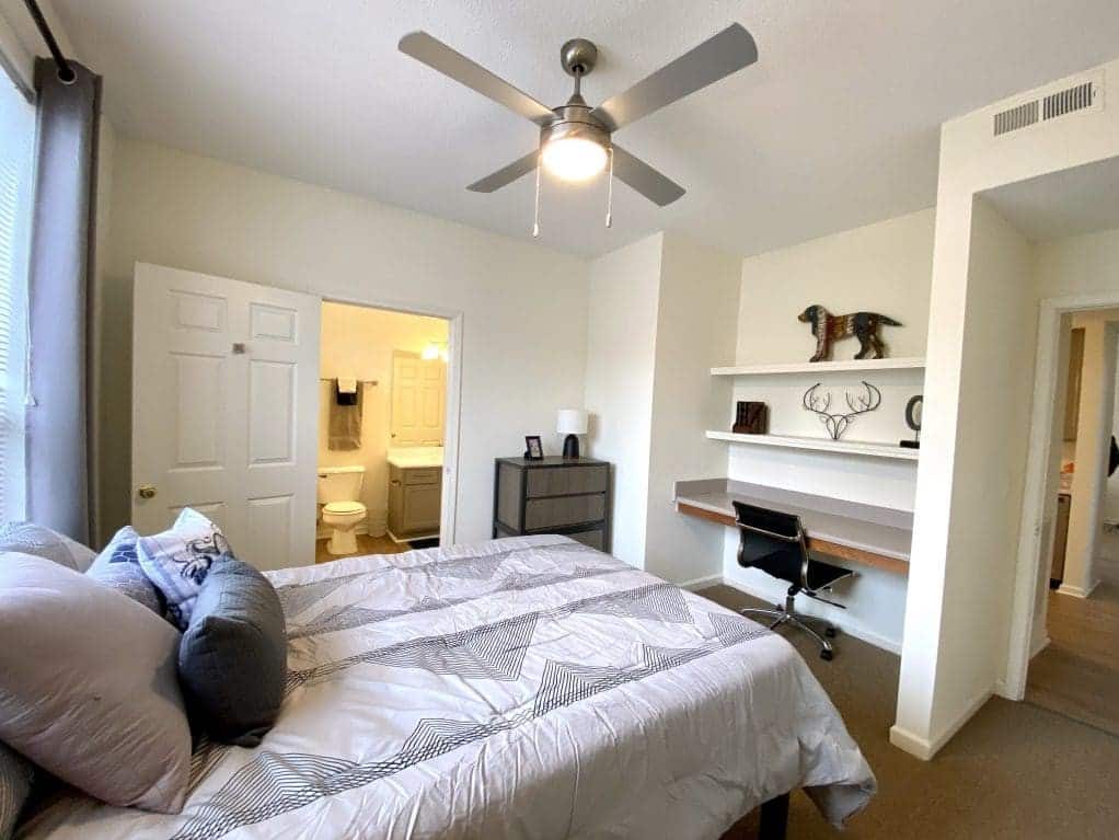 Clemson Edge & Village Unit Bedroom