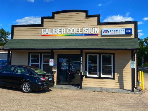 Caliber Collision Elburn