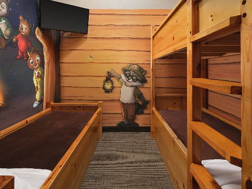 Great Wolf Lodge Kid's Cabin Room