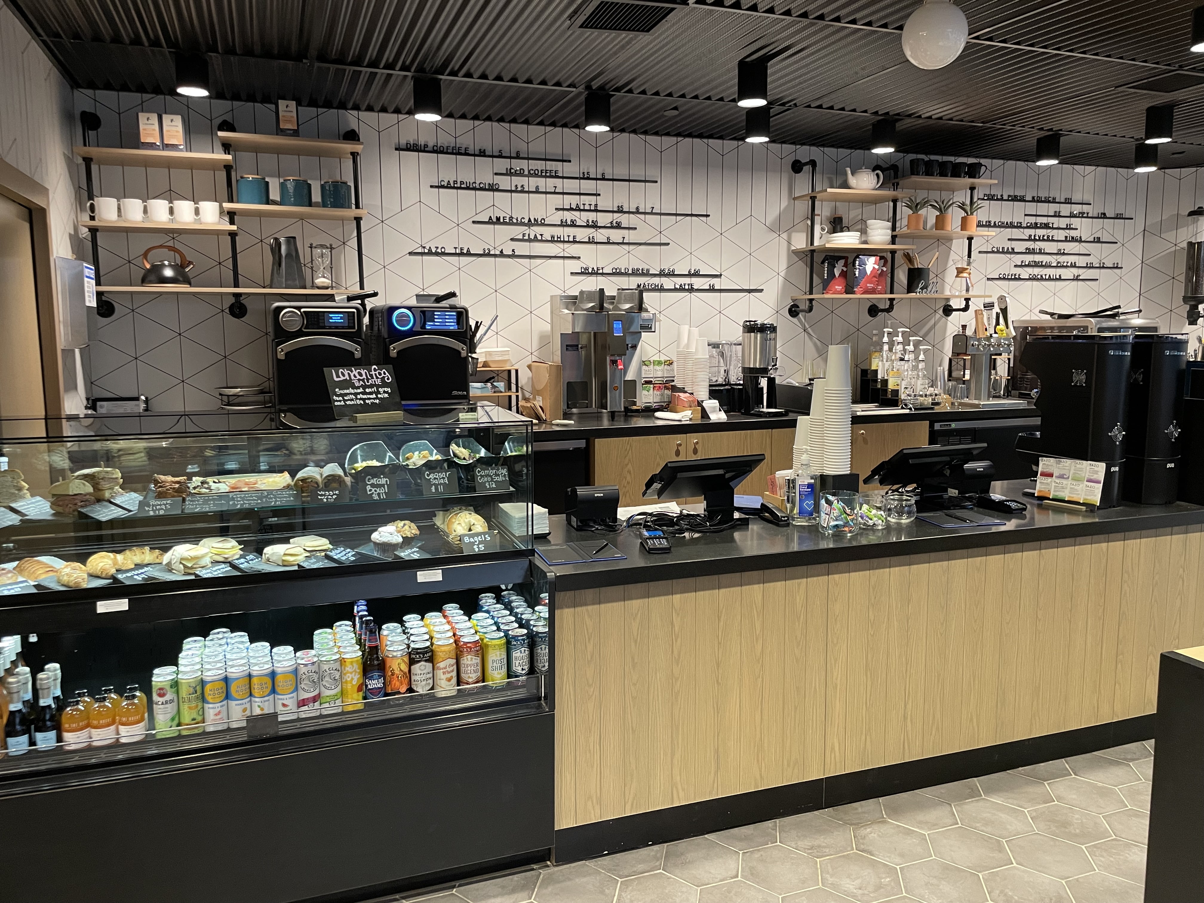 Hyatt Regency Cambridge Snack Bar Counter