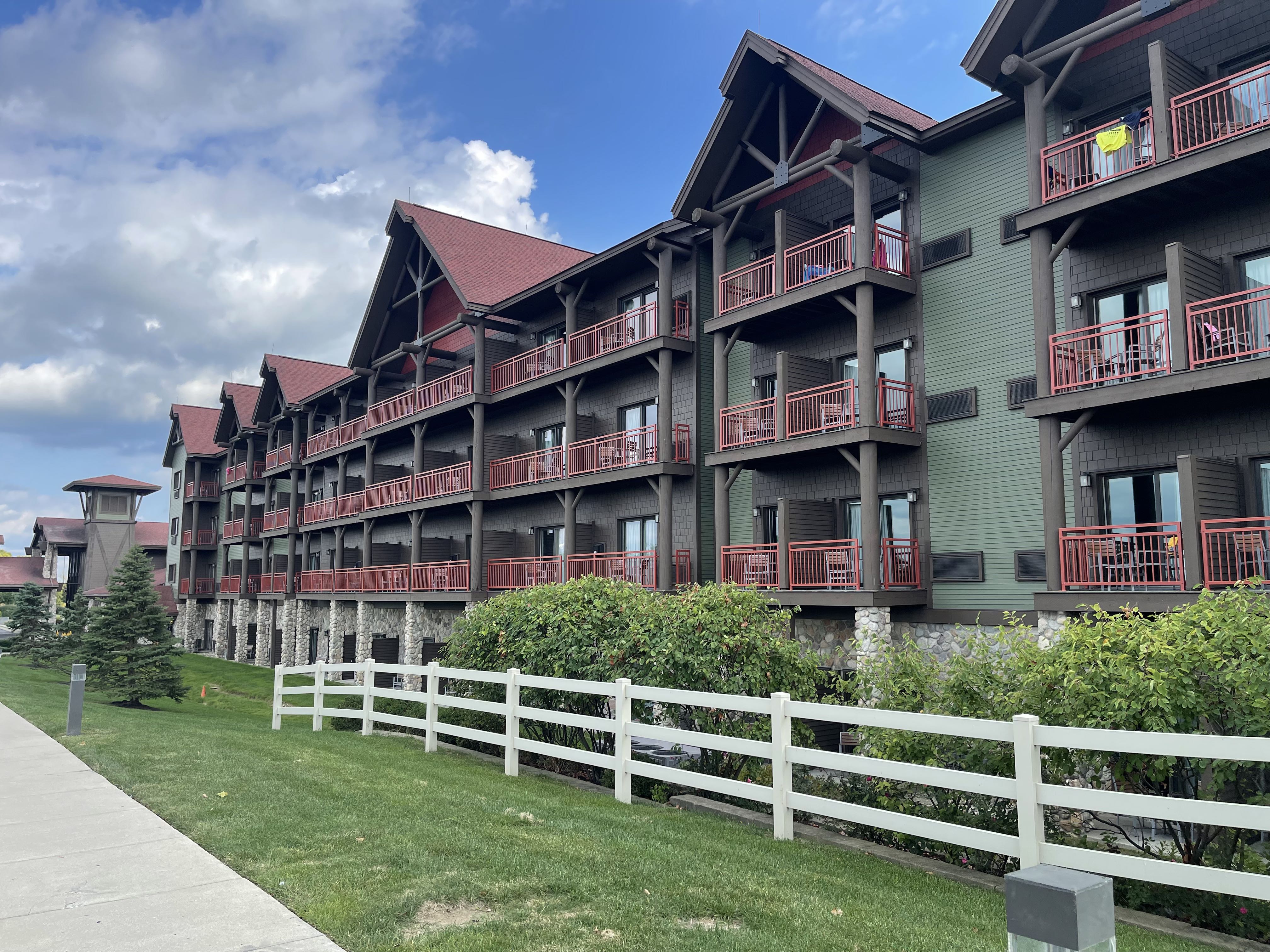 Great Wolf Lodge Building Exterior