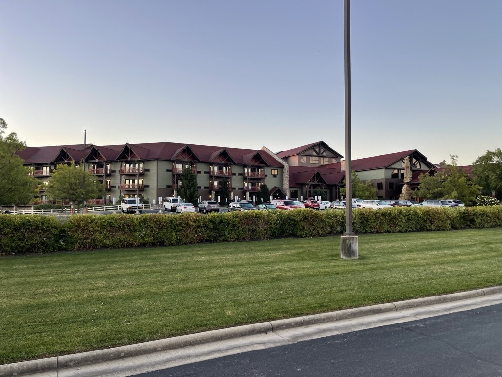 Great Wolf Lodge Exterior Building