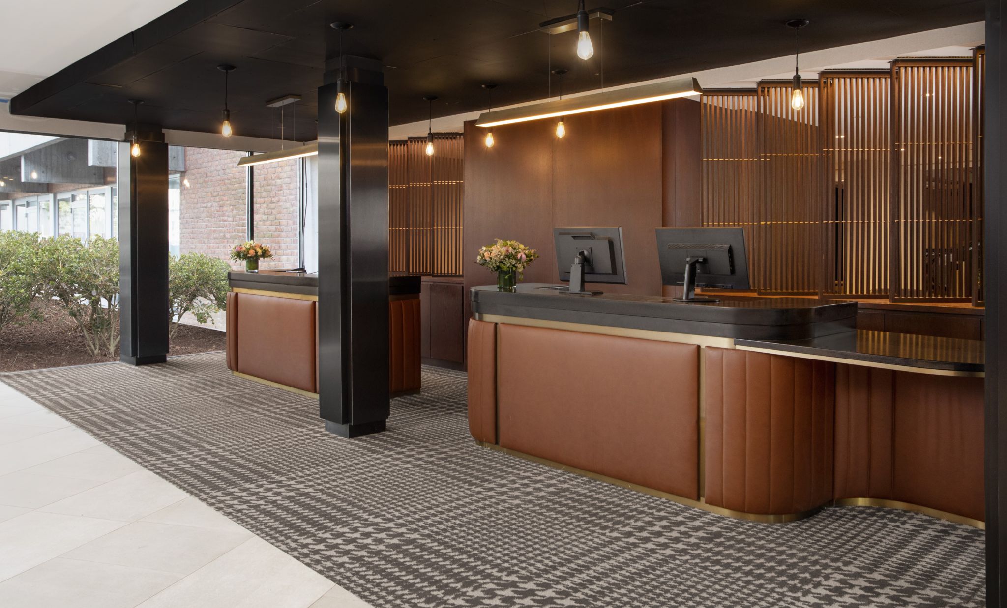 Hyatt Regency Cambridge Check in Desk